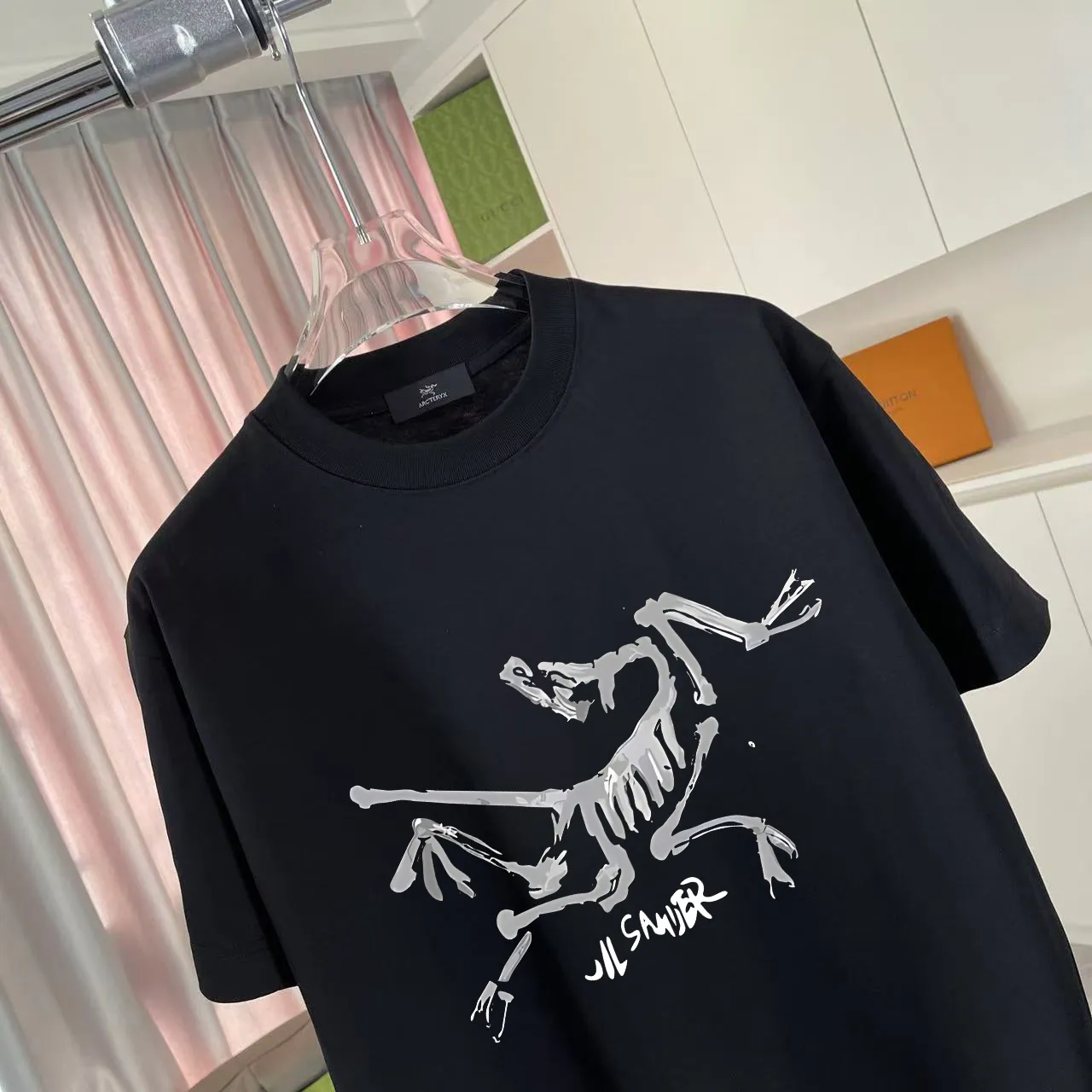 ARC'TERYX* 2025 New Arrival logo t g Same Style Size：S M L XL XXL ：Black White Pink Gray